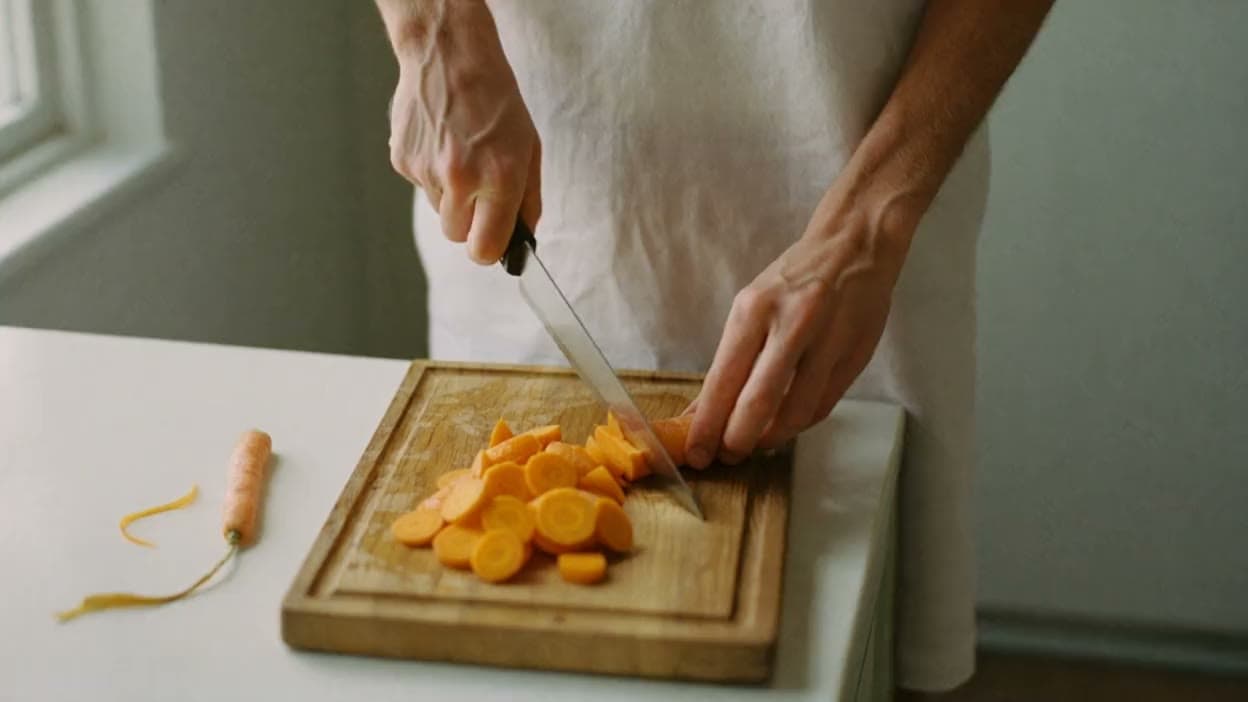 How to Build Healthy Eating Habits That Actually Stick